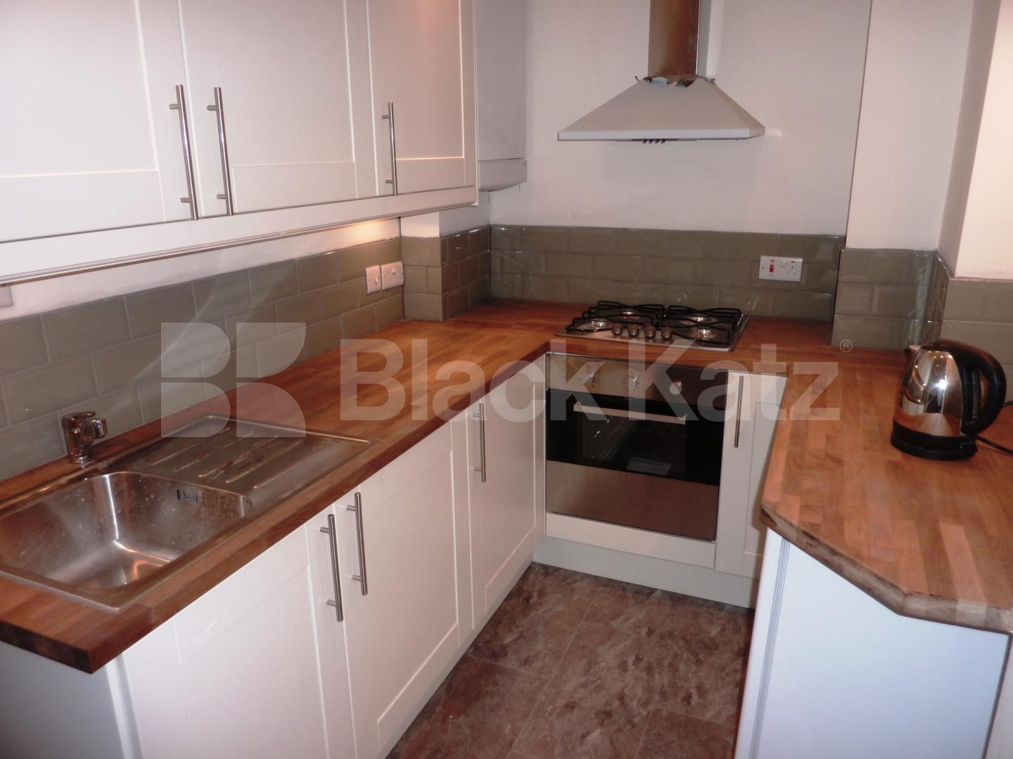 			NEW INSTRUCTION / BRAND NEWLY REFURBISHED, 1 Bedroom, 1 bath, 1 reception Flat			 Hazellville Road , Archway